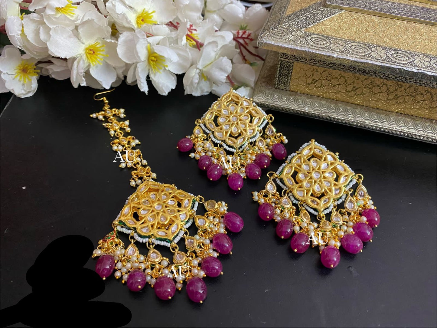 Mulani Kundan tikka set