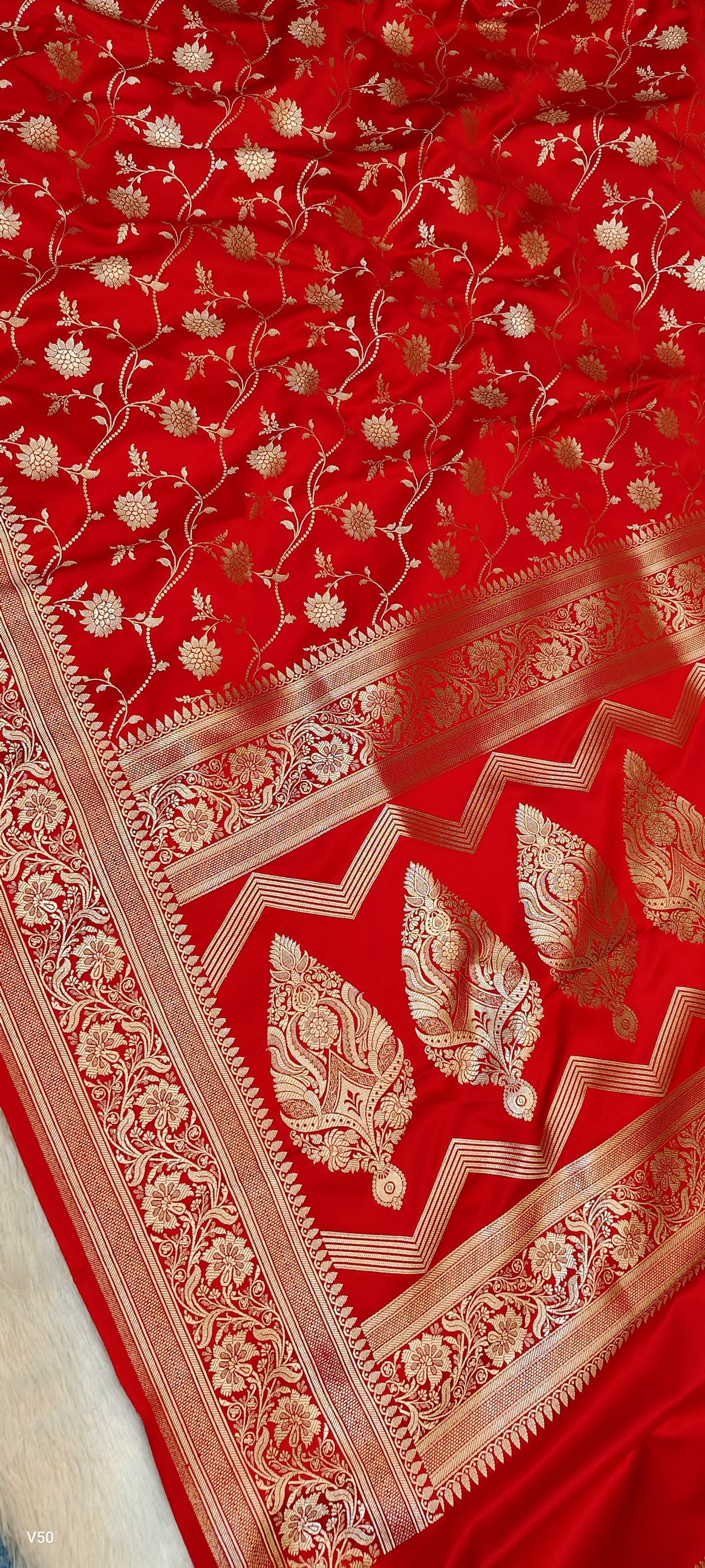 Khaddi banarsi saree handwoven sari blouse