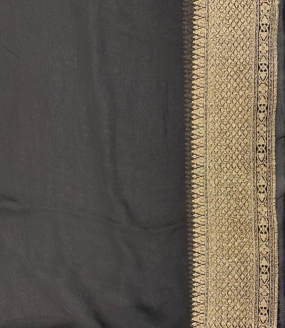 Luxurious Striped Saree Gorgette saree Indian sari blouse