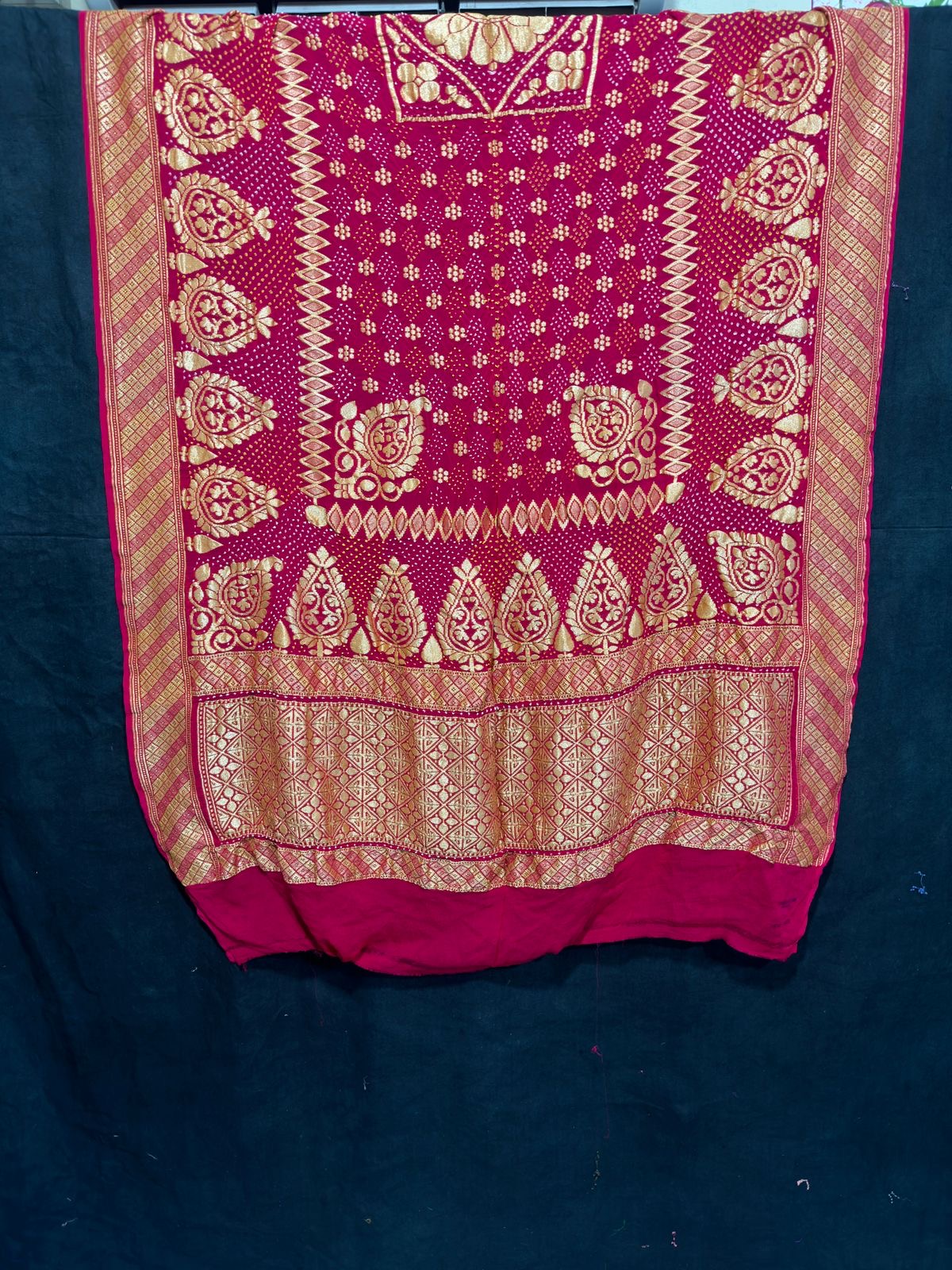 Paisley inspired Bandhani Bandhej Dupatta