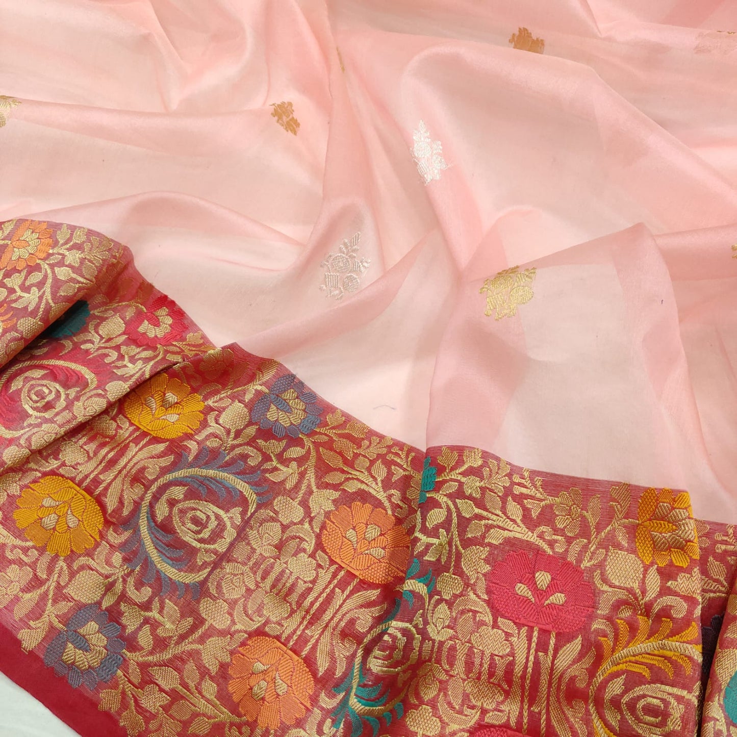 Rajwada kora handwoven kadwa saree