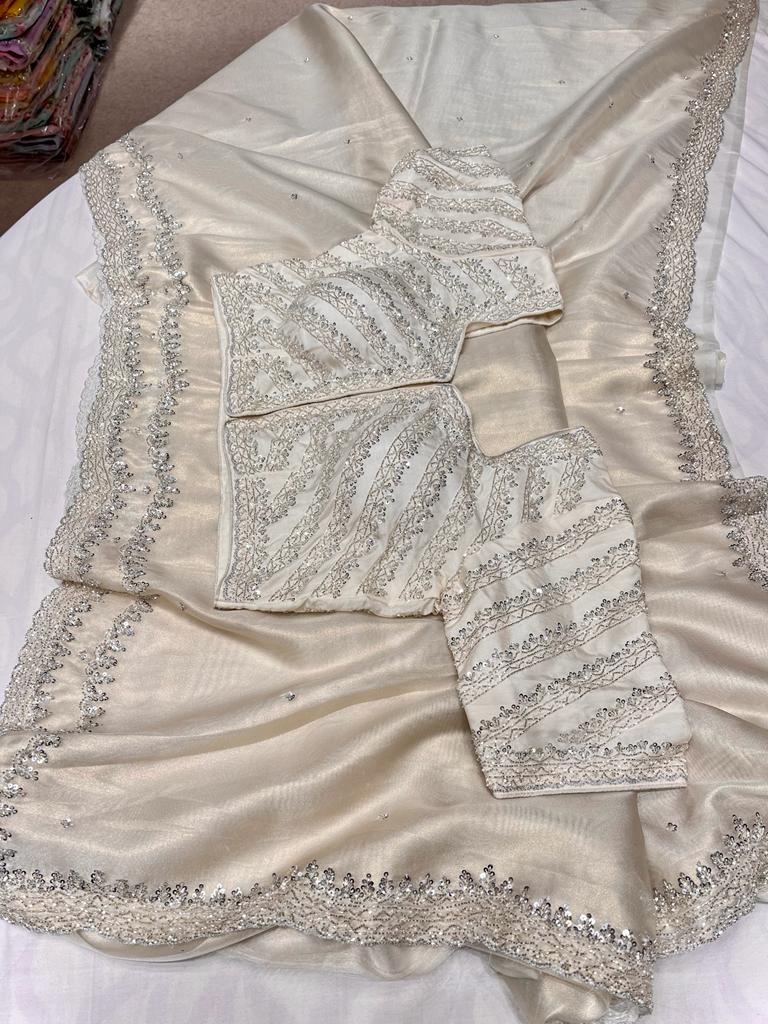 Zain’s tissue organza saree