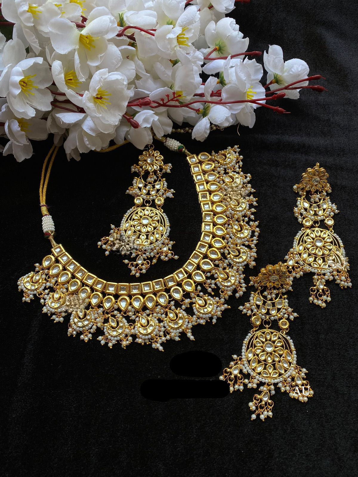 Kavi Kundan bridal set