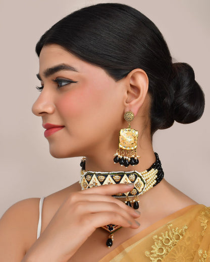 Meenakari pendant choker set
