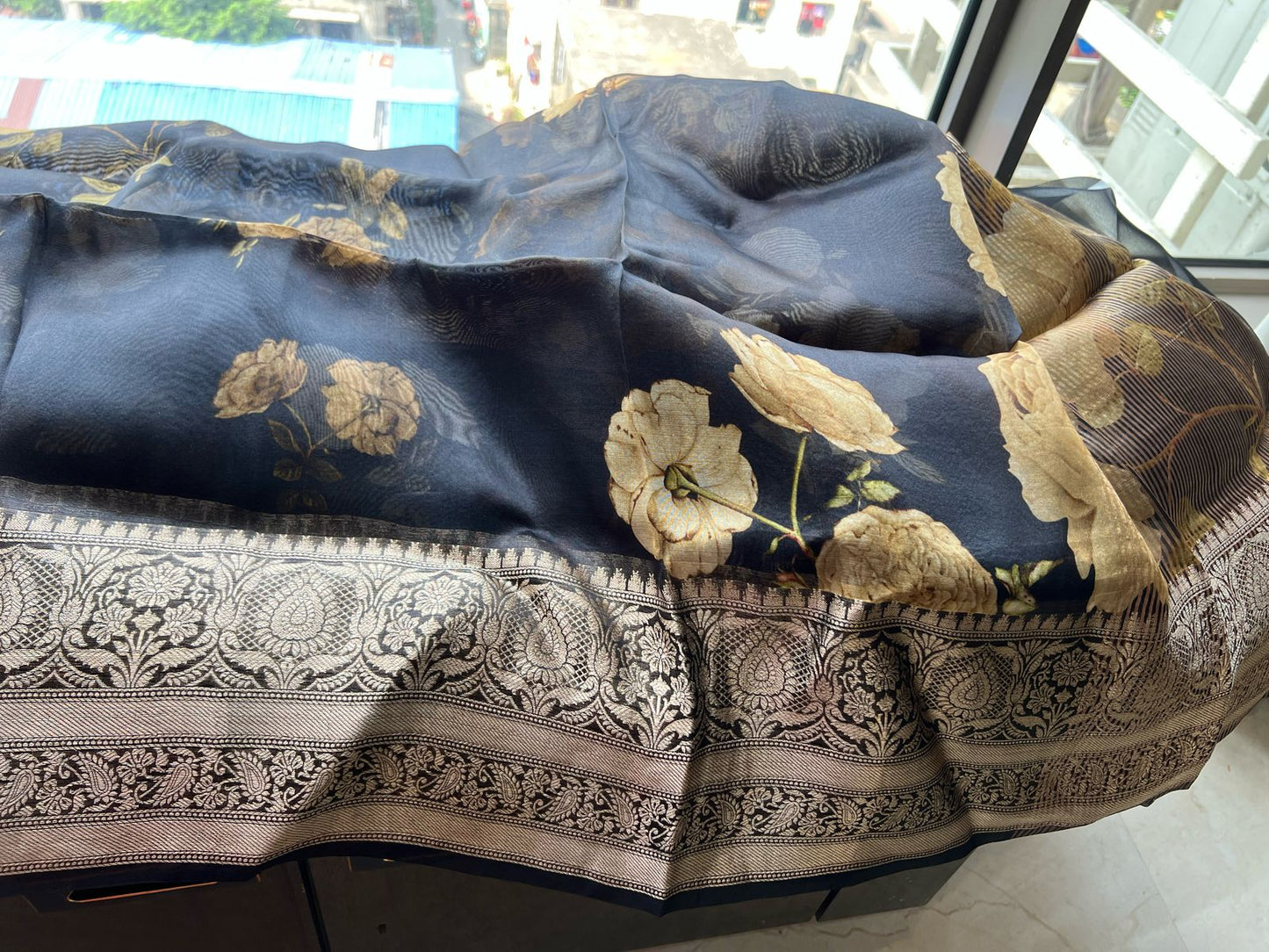 Vimisha organza saree floral saree party wear sari blouse