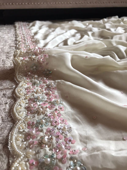 Fairly White Women Crepe Silk Sarees