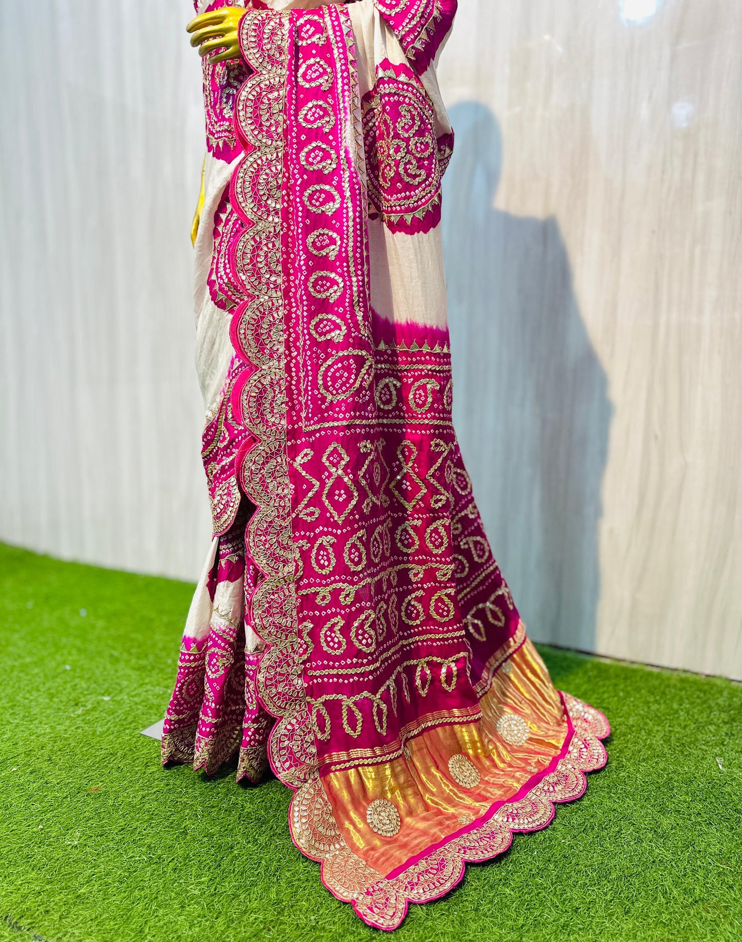 White gajji silk saree wedding sari blouse