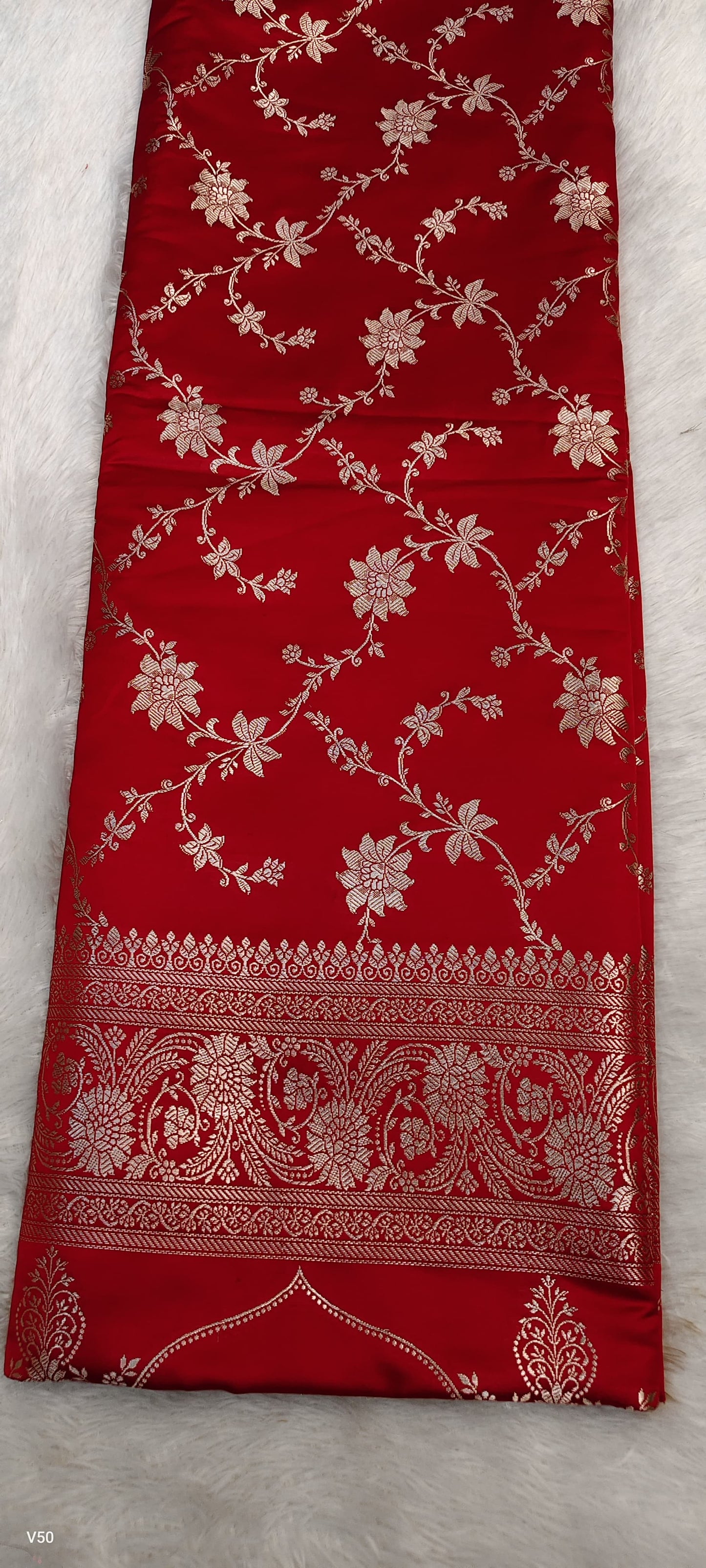 Khaddi banarsi saree handwoven sari blouse