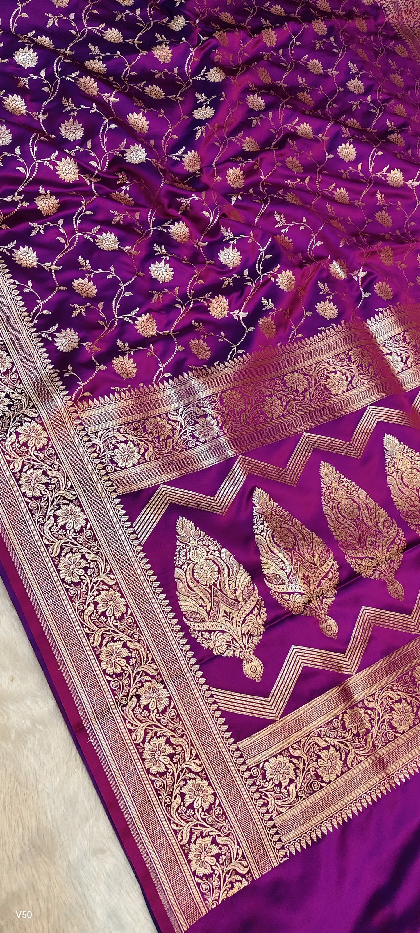 Khaddi banarsi saree handwoven sari blouse