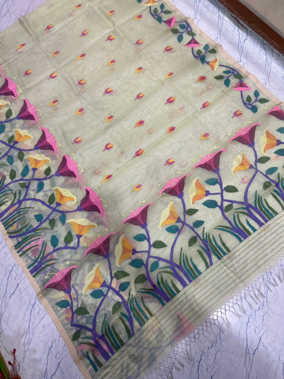 Zamia Muslim saree / Tantuj Jamdani sarees