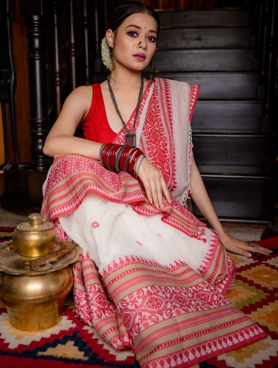 Women red white Cotton Saree Beautiful Indian Bengali Traditional Sari