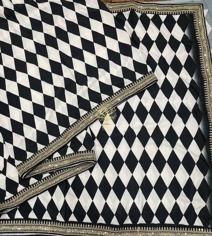 Hafisa geometric inspired beautiful trendy saree