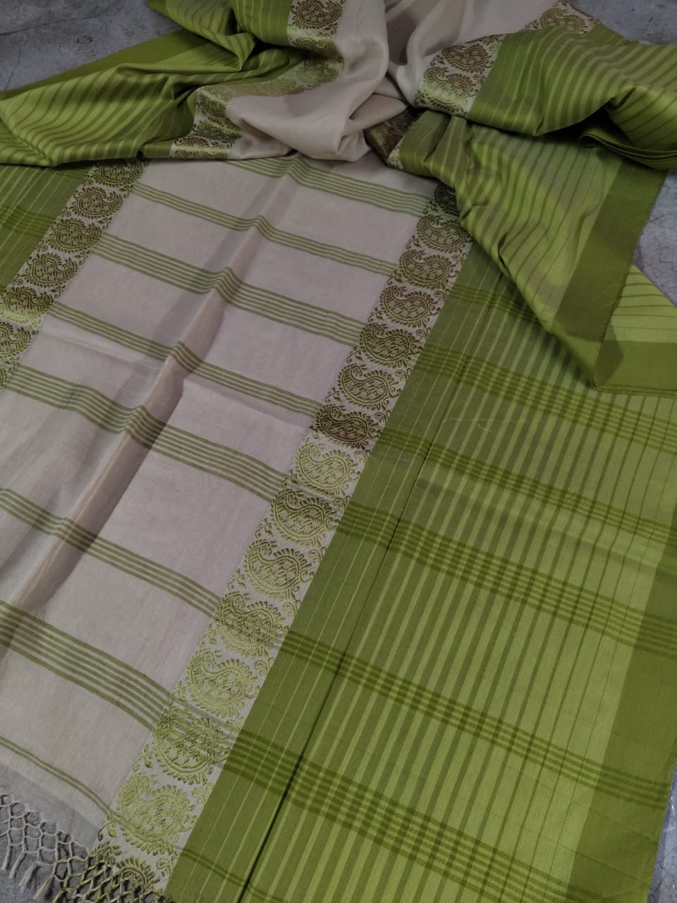 Mahii Bengal cotton handwoven saree