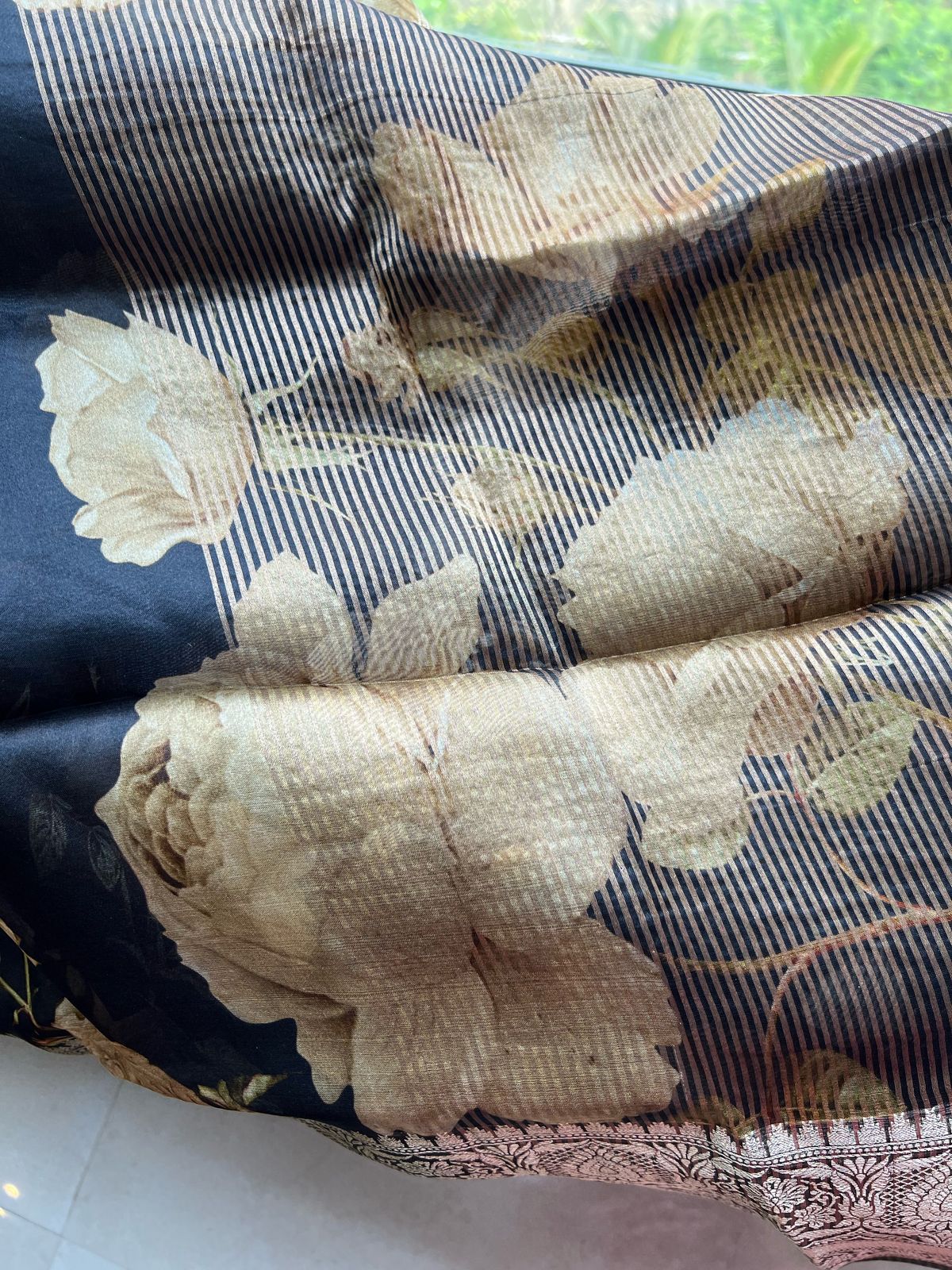 Vimisha organza saree floral saree party wear sari blouse