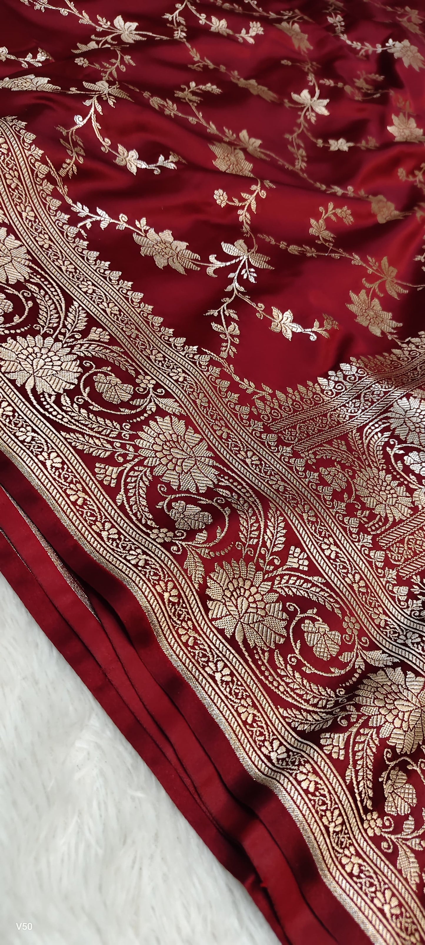 Khaddi banarsi saree handwoven sari blouse