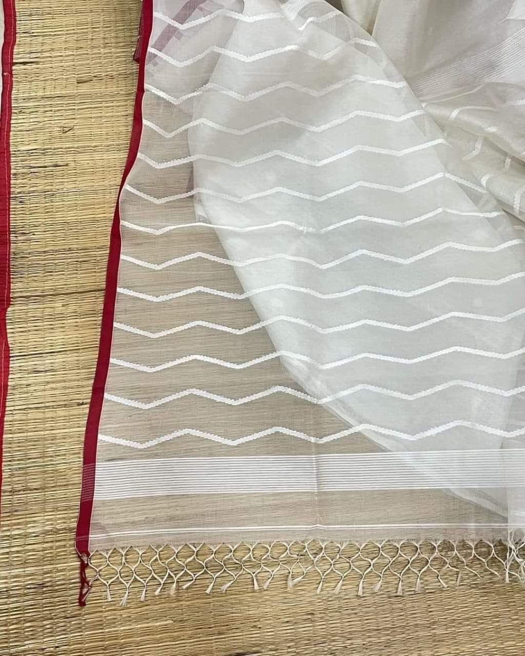 Pujor inspired women saree Indian sari