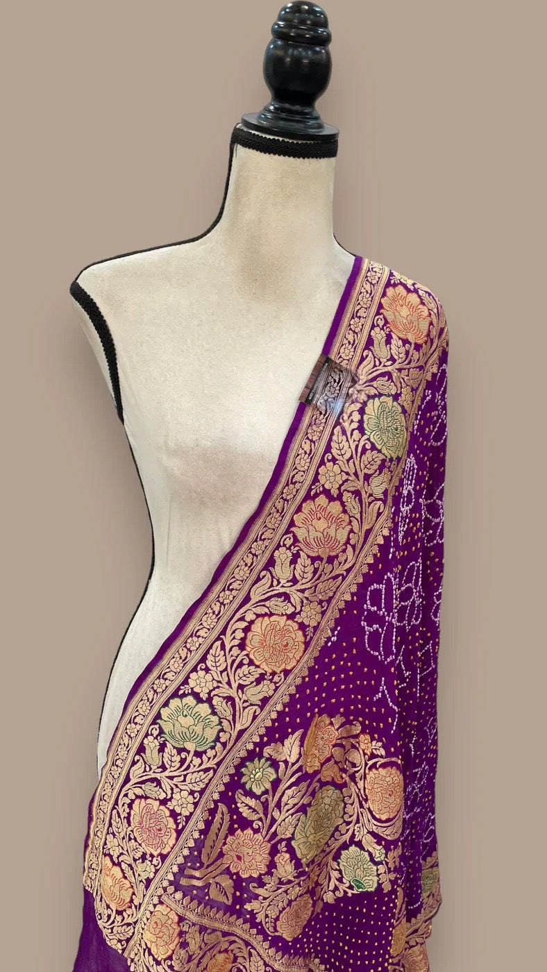 Bandhej Banarasi Gorgette handloom saree