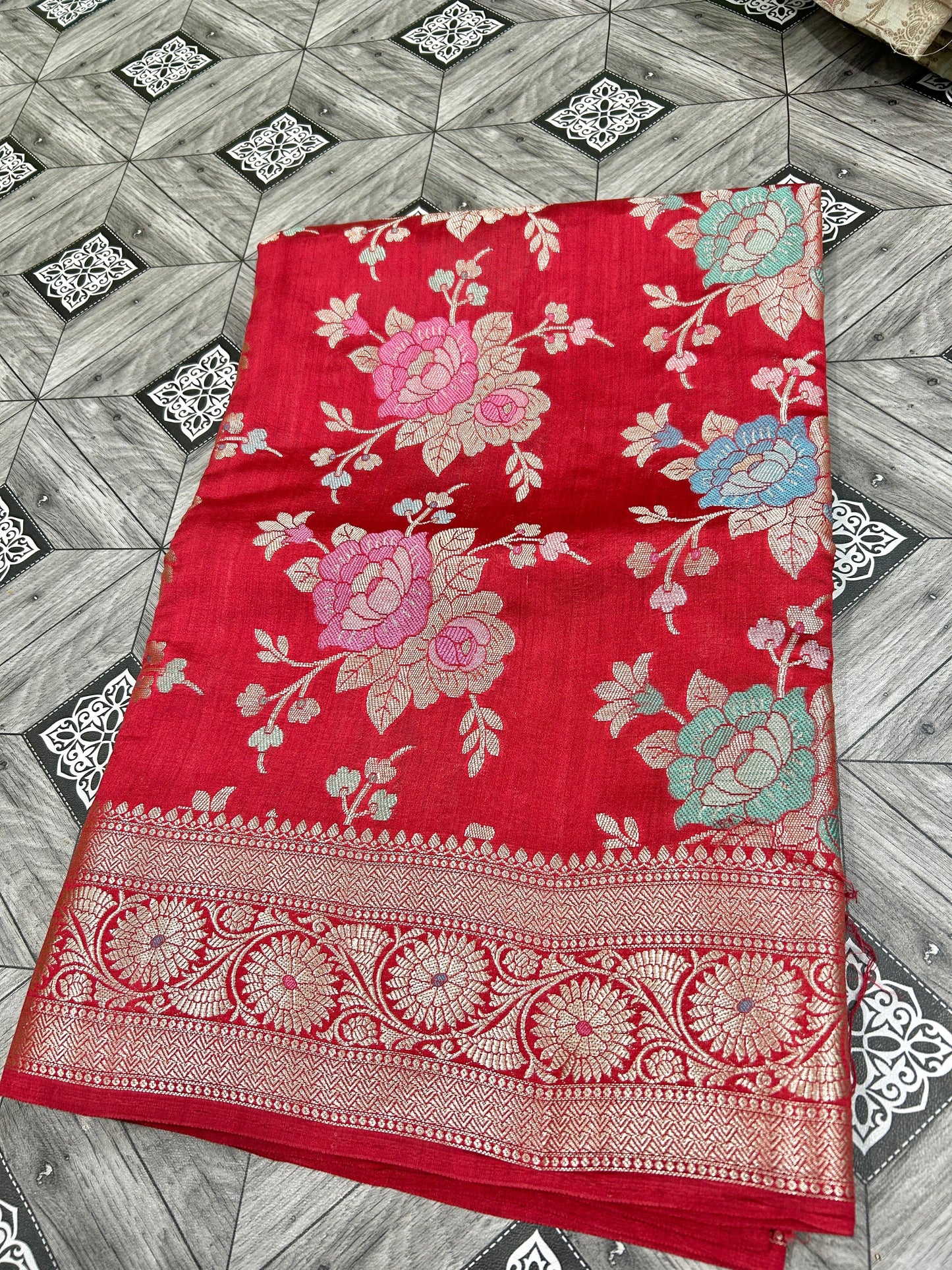 Red floral saree chiniya Katan silk saree Indian sari blouse