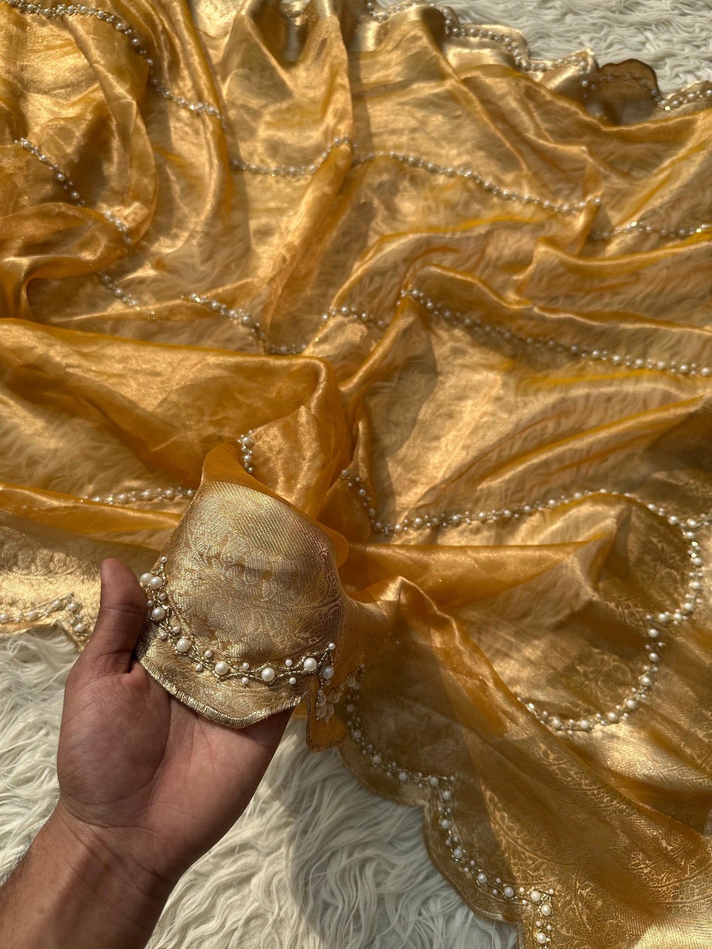 Vazima tissue banarsi saree Indian sarees
