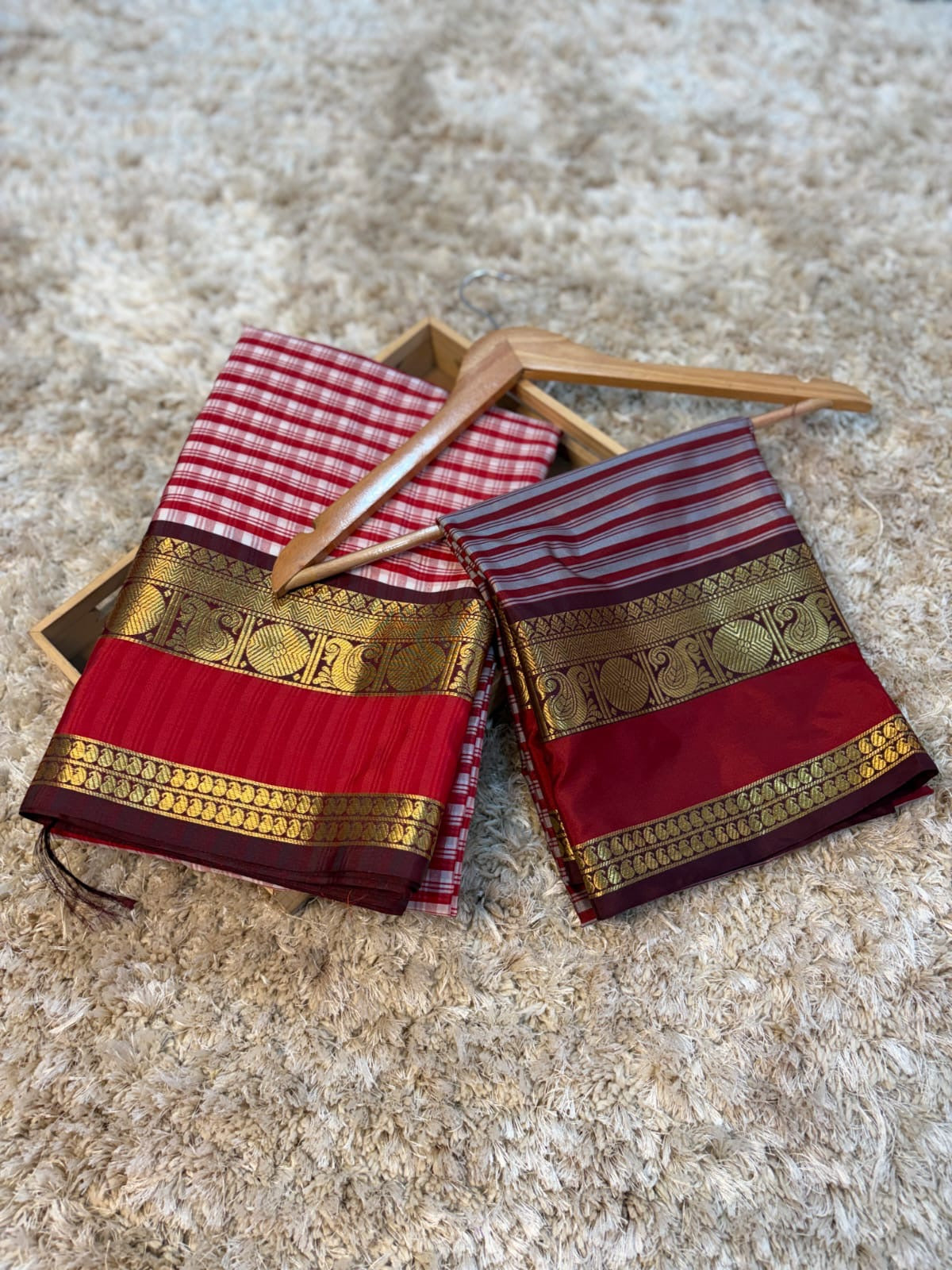 Gadwal silk saree check saree handloom sari blouse Bengali sarees
