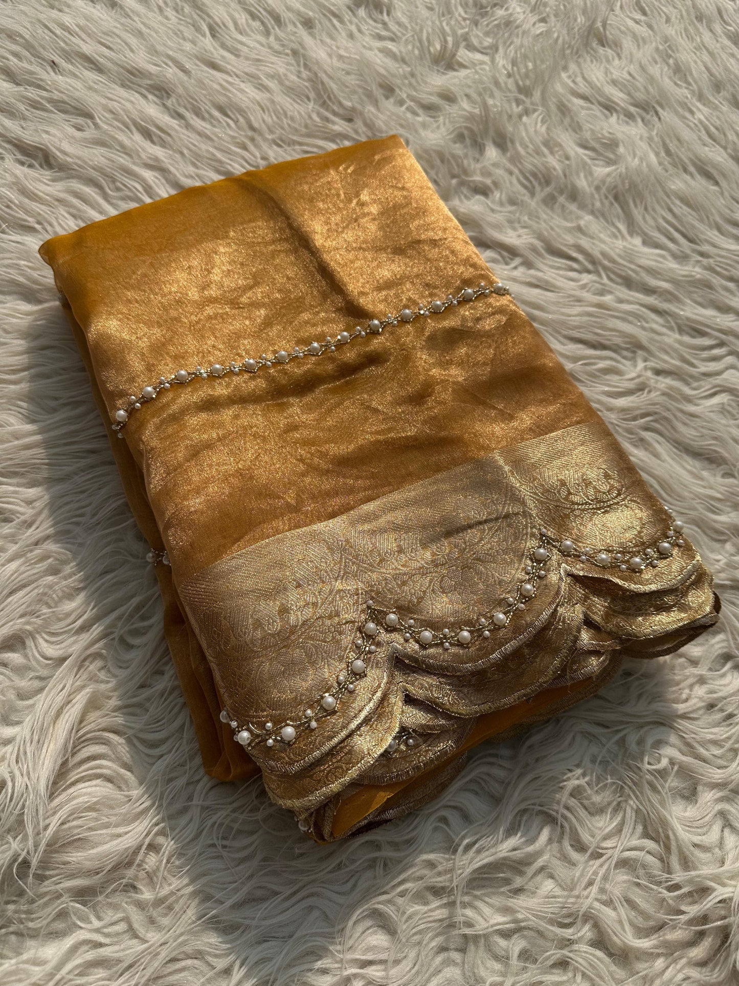 Vazima tissue banarsi saree Indian sarees