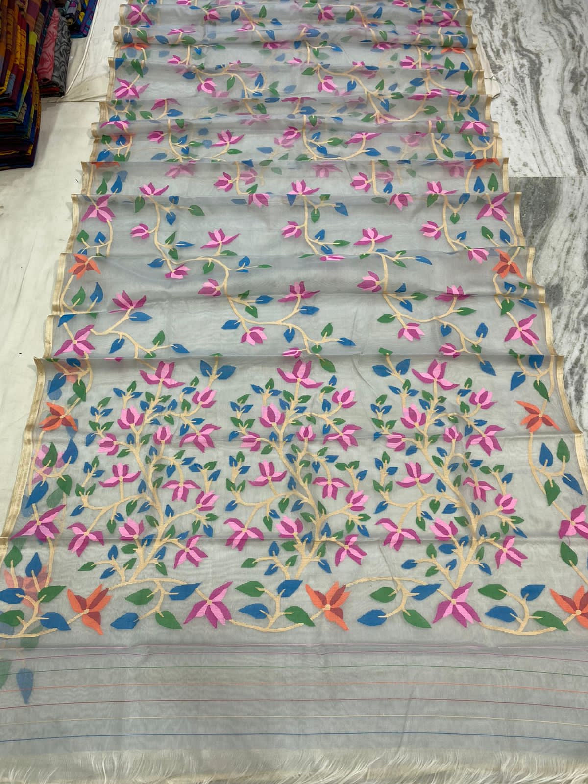 Oliva tantuj jamdani handwoven saree