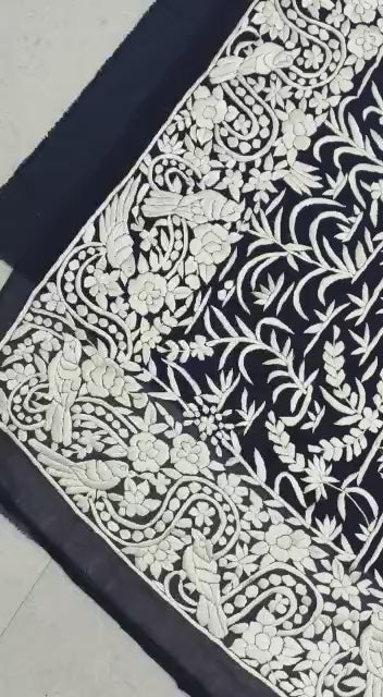 Black white Parsi dupatta