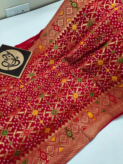 Anisha banarsi moonga saree