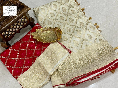 Arvika Moonga banarsi saree