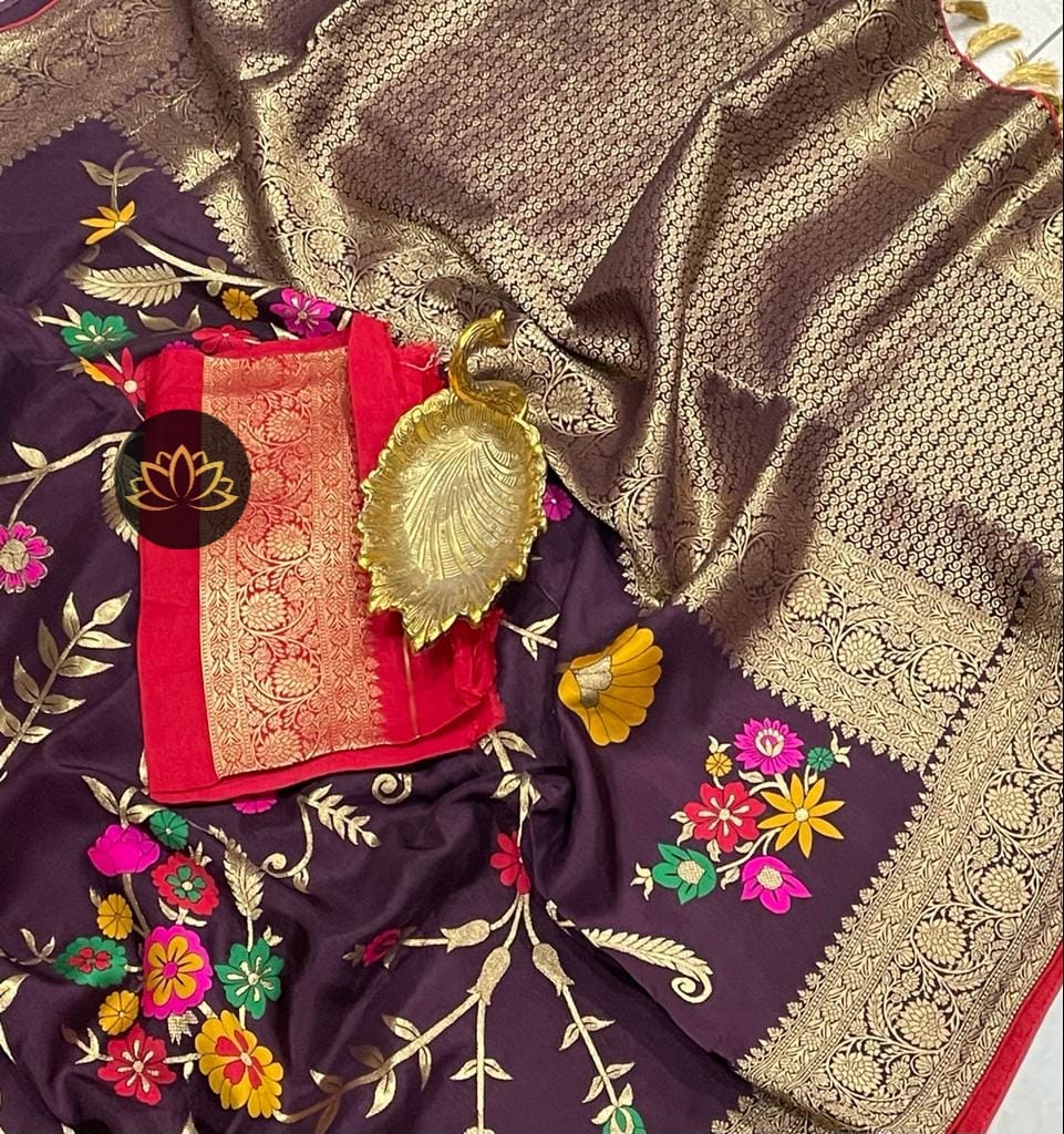 Mavika Moonga banarsi saree