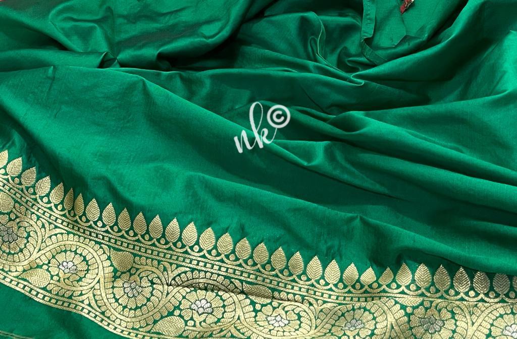 Lehariya striped saree