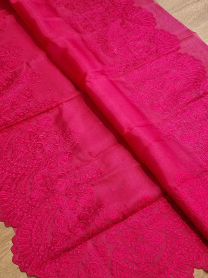 Scalloped inspired organza saree