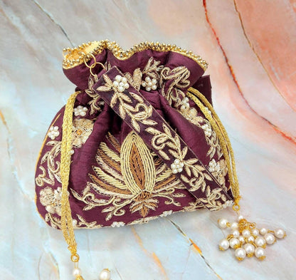 Rumili embroidered potli