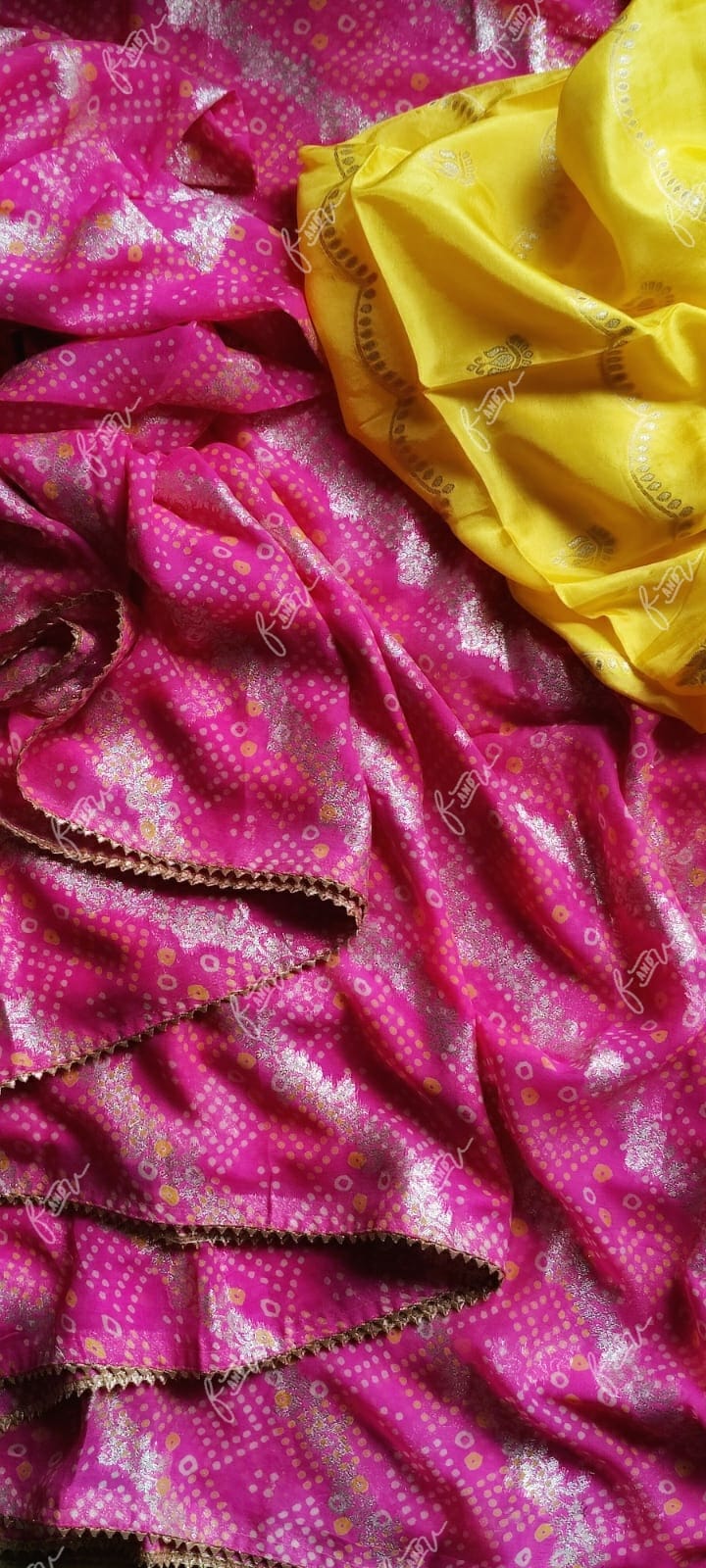 Bandhej lehariya chiffon saree