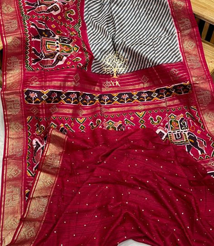 Narnia Patola saree