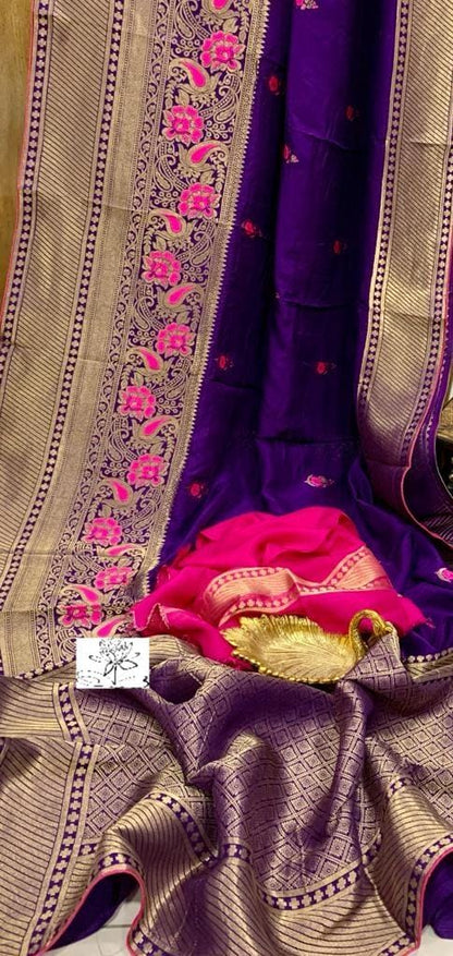 Nivaaz banarsi moonga saree