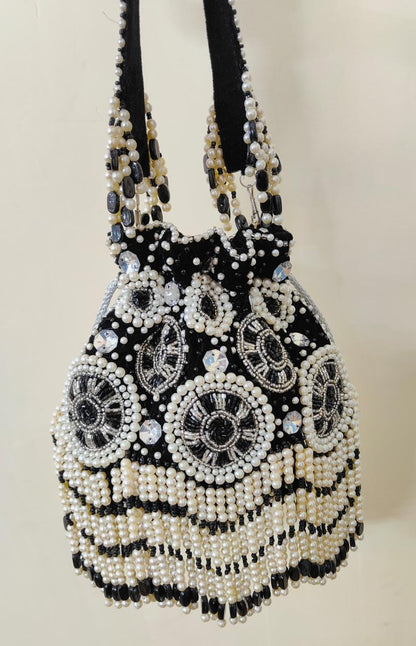 Ramzaan pearl embroidered potli