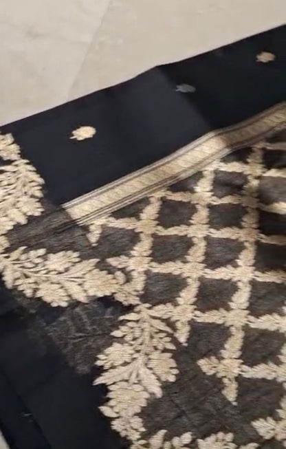 Kora handloom Banarsi saree