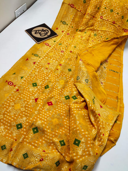 Anisha banarsi moonga saree