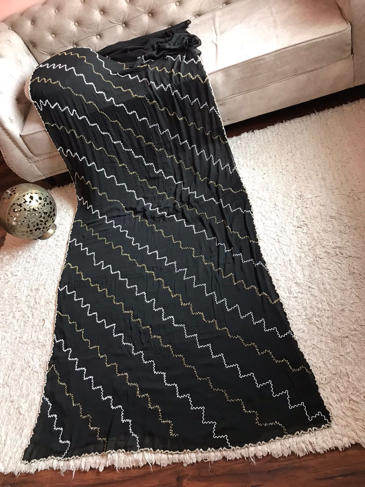 Black chi non crepe saree