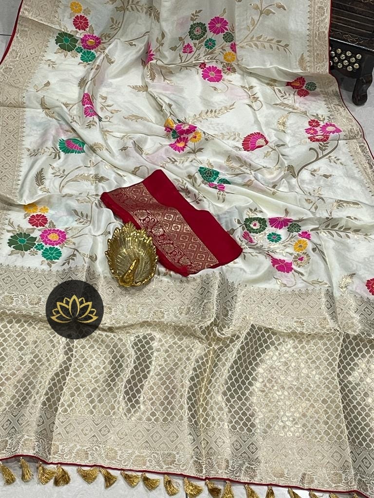 Mavika Moonga banarsi saree