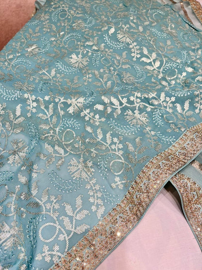 Arvenia striped organza saree