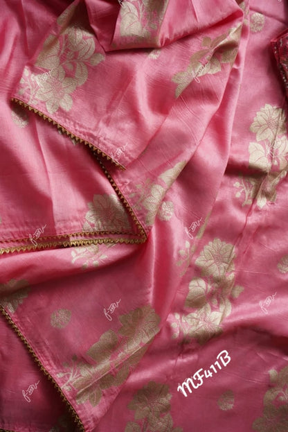 Elegant beautiful crepe saree
