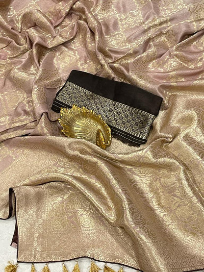 Dolika banarsi moonga saree