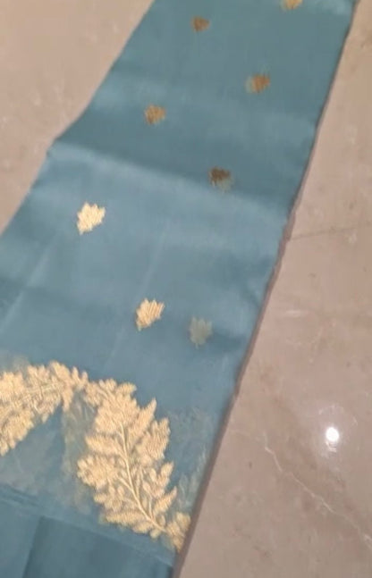 Kora handloom Banarsi saree