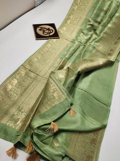 Aniradha moonga saree